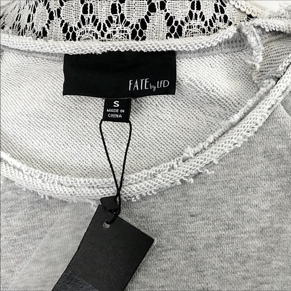 New! 2 toned grey cold shoulder sweatshirt w/ tags - Picture 4 of 4